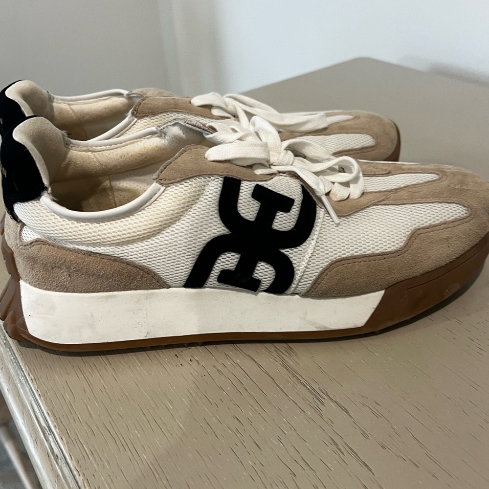 Sam Edelman Beige and Black Athletic Shoes